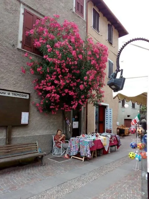 Appartamento Fontane Due Bagni Tremosine